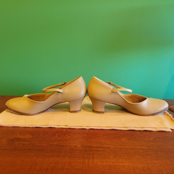 Capezio Tap Shoes Tan & Black Size 9 - Picture 11 of 15